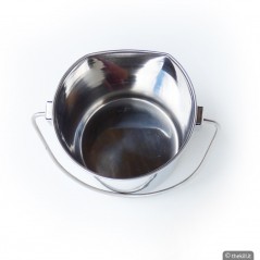 Secchiello in acciaio inossidabile con un lato piatto per cani